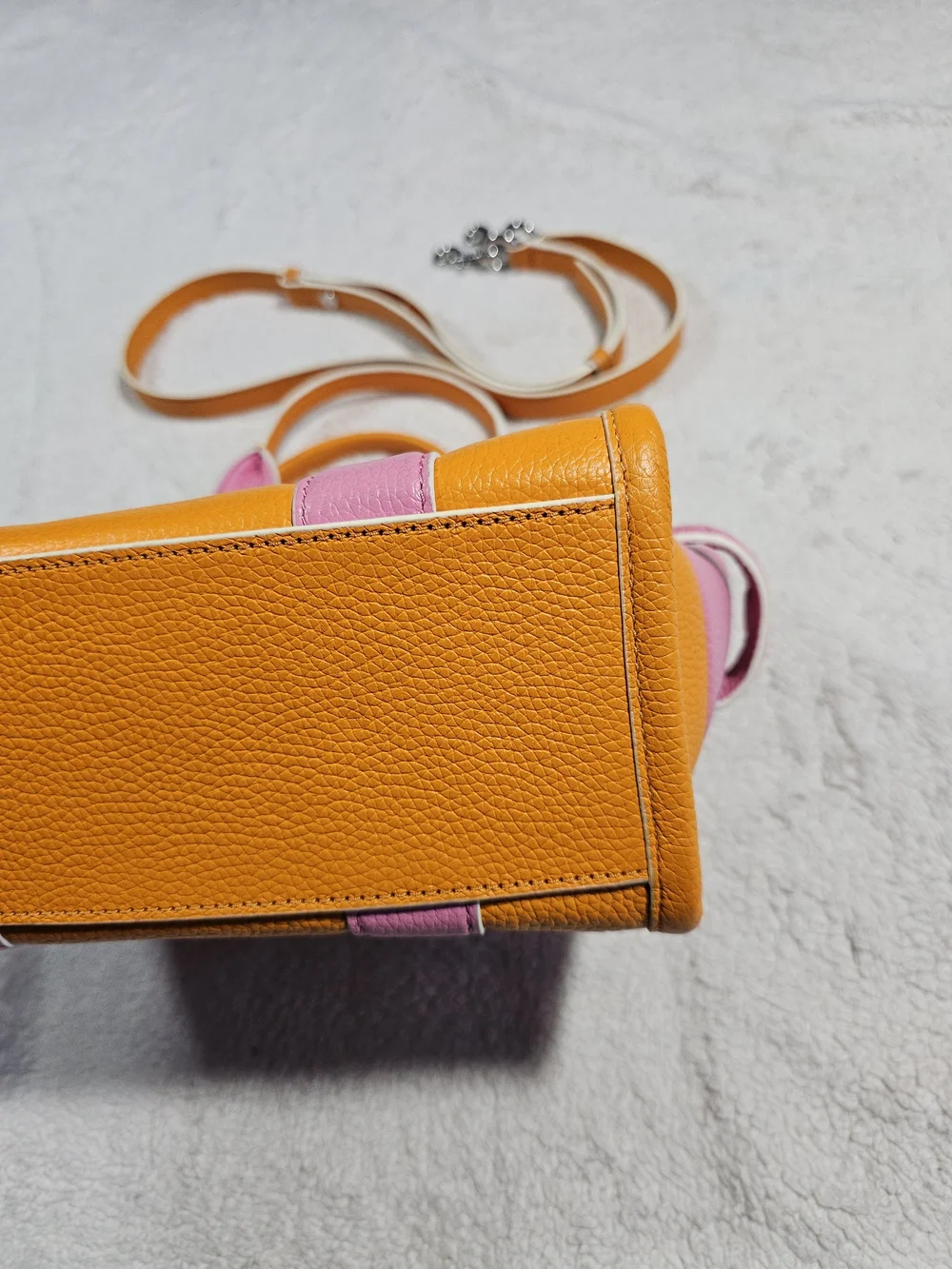 Marc Jacobs Pink & Orange The Tote Bag – Leather Shoulder Tote